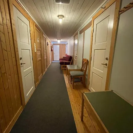 Lofoten A Hi אכסניה